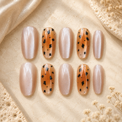 AMBEREA Amber Leopard Velvet Nails