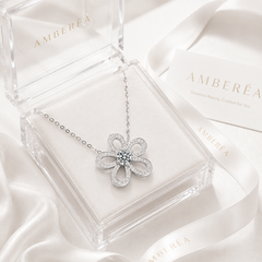 Moissanite Flower Necklace | Floral Pendant Necklace for Women – Luxury Sparkling Jewelry | AMBERÉA