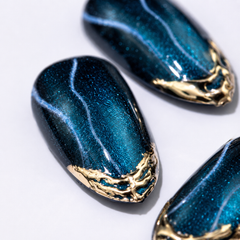Blue Cat Eye Press On Nails | Luxury Sapphire Magnetic Gel Nails – AMBERÉA